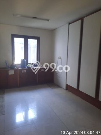 Ruko Dijual di Depok LT 285m2 & LB 350m2 Lokasi Terbaik! Ruko Dijual di Depok LT 285m2 & LB 350m2 Lokasi Terbaik!