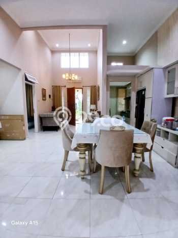 Jual Rumah Modern 2 KT di Cibubur, Jakarta Timur Jual Rumah Modern 2 KT di Cibubur, Jakarta Timur