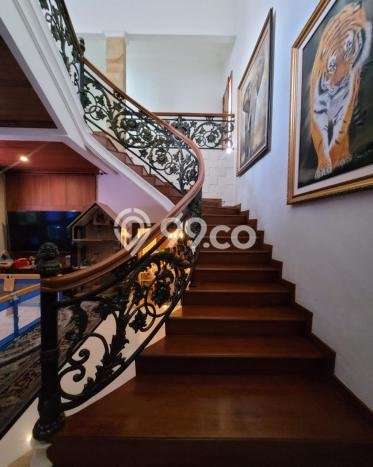 Siap Huni Rumah Mewah 4 Kamar di Cipayung Dekat ke Mana Pun Siap Huni Rumah Mewah 4 Kamar di Cipayung Dekat ke Mana Pun