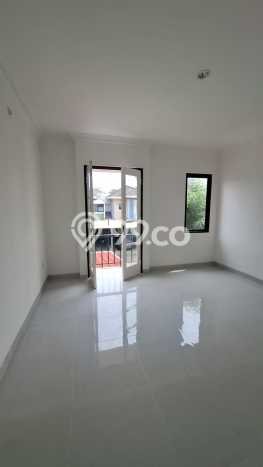 Jual Rumah Eksklusif 4 KT di Kota Wisata, Bogor Jual Rumah Eksklusif 4 KT di Kota Wisata, Bogor