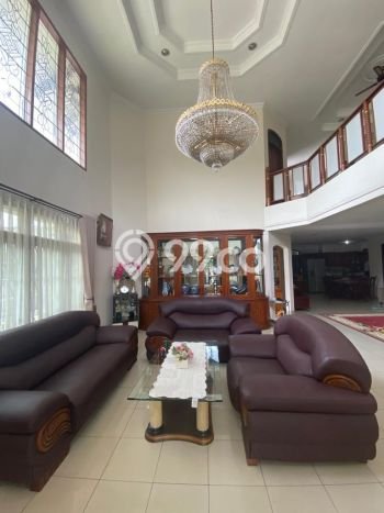 Dijual Rumah Premium dengan Fasilitas Sekitar Lengkap di Ciracas, Jakarta Timur Dijual Rumah Premium dengan Fasilitas Sekitar Lengkap di Ciracas, Jakarta Timur