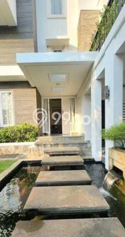 Hunian Elit LB 670m2 Siap Huni Desain Elegan di Cibubur, Bekasi Hunian Elit LB 670m2 Siap Huni Desain Elegan di Cibubur, Bekasi