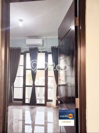 For Sale Hunian Rumah Nyaman 4 KT di Cibubur, Bekasi For Sale Hunian Rumah Nyaman 4 KT di Cibubur, Bekasi