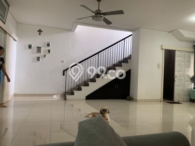 Rumah Luxury Modern Siap Huni di Cibubur Depok Rumah Luxury Modern Siap Huni di Cibubur Depok