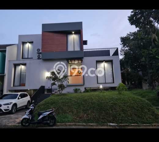 Rumah Elit Modern Tanpa Renovasi di Cibubur Jakarta Timur Rumah Elit Modern Tanpa Renovasi di Cibubur Jakarta Timur