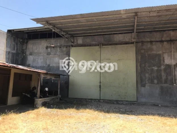 Unit Gudang Dijual di Kedungwaru Tulungagung Luas Tanah 1814m2, Luas Bangunan 907m2 Unit Gudang Dijual di Kedungwaru Tulungagung Luas Tanah 1814m2, Luas Bangunan 907m2