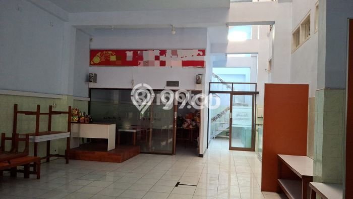 Ruko Disewa di Tulungagung dengan LB 126m2 Area Komersial Ramai Ruko Disewa di Tulungagung dengan LB 126m2 Area Komersial Ramai