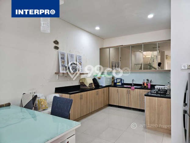 Rumah Elit LB 150m2 Siap Huni Desain Elegan di Alam Sutera, Tangerang Rumah Elit LB 150m2 Siap Huni Desain Elegan di Alam Sutera, Tangerang