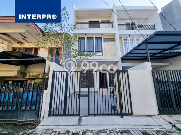 Rumah Branda New Minimalis 3 Lantai Komplek Perumahan Luas 145m2 Rumah Branda New Minimalis 3 Lantai Komplek Perumahan Luas 145m2