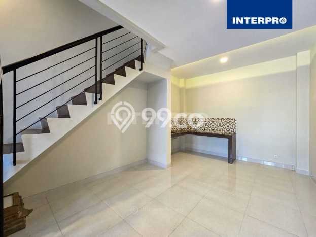 Rumah 3 Lantai Minimalis Modern di Taman Ratu Lt 42m2 Rumah 3 Lantai Minimalis Modern di Taman Ratu Lt 42m2