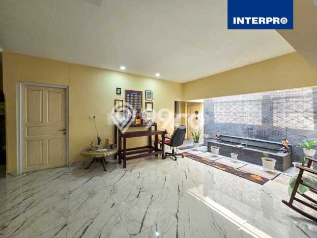 Dijual Rumah Luas Megah Dengan View Cantik di Green Ville, Jakarta Barat Dijual Rumah Luas Megah Dengan View Cantik di Green Ville, Jakarta Barat