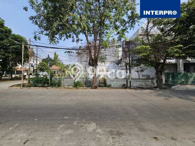 Kavling Hook Dijual Taman Ratu - LT 340m2 Pinggir Jalan Ramai Kavling Hook Dijual Taman Ratu - LT 340m2 Pinggir Jalan Ramai