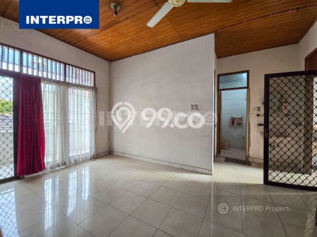 Rumah Elit LB 200m2 Siap Huni Desain Elegan di Tanjung Duren, Jakarta Barat Rumah Elit LB 200m2 Siap Huni Desain Elegan di Tanjung Duren, Jakarta Barat