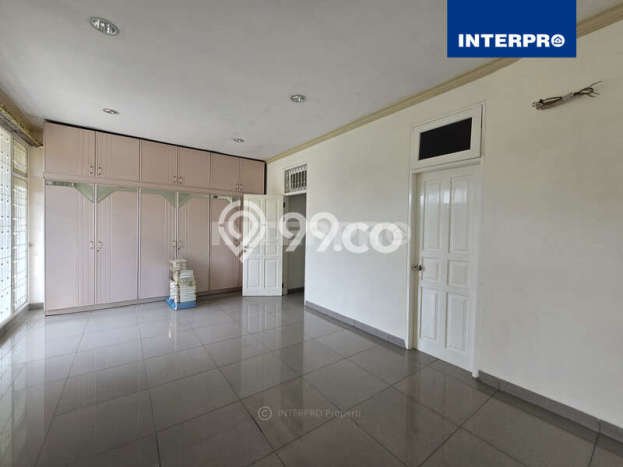 Dijual Rumah Mewah Elegan Dengan View Eksklusif di Green Garden, Jakarta Barat Dijual Rumah Mewah Elegan Dengan View Eksklusif di Green Garden, Jakarta Barat