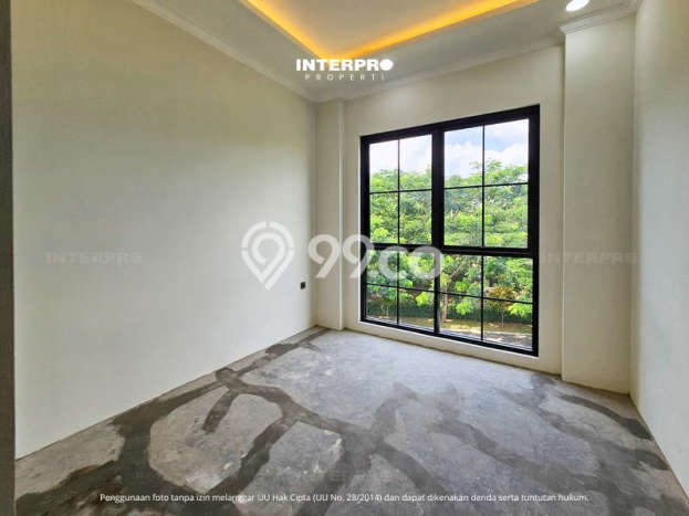 Rumah Elit LB 336m2 Siap Huni Desain Elegan di Intercon, Jakarta Barat Rumah Elit LB 336m2 Siap Huni Desain Elegan di Intercon, Jakarta Barat