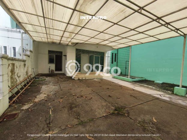 Jual Rumah Mewah Megah Dengan View Eksklusif di Villa Meruya, Jakarta Barat Jual Rumah Mewah Megah Dengan View Eksklusif di Villa Meruya, Jakarta Barat