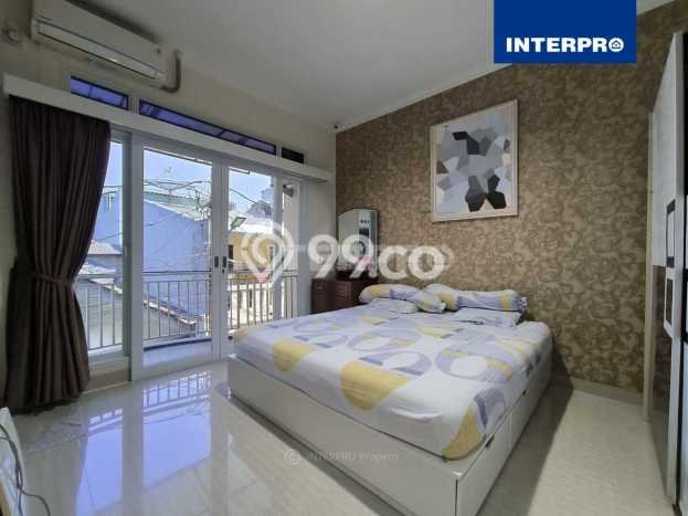 Rumah area Tanjung Duren, Jakarta Barat, LT 55m² Bangunan 181m² - INVESTASI TERBAIK! Rumah area Tanjung Duren, Jakarta Barat, LT 55m² Bangunan 181m² - INVESTASI TERBAIK!