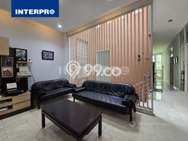 For Sale! Premium House LT 300m2 Desain Elegan di Green Garden For Sale! Premium House LT 300m2 Desain Elegan di Green Garden