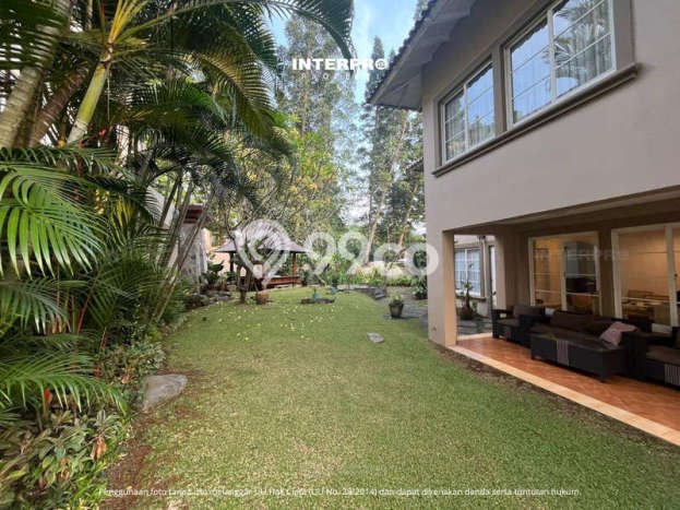 Hunian Eksklusif Siap Huni LT 867m2 di Karawaci, Tangerang Hunian Eksklusif Siap Huni LT 867m2 di Karawaci, Tangerang