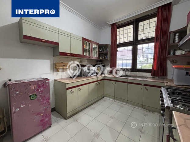 Rumah Elit Modern Tanpa Renovasi di Duri Kepa Jakarta Barat Rumah Elit Modern Tanpa Renovasi di Duri Kepa Jakarta Barat