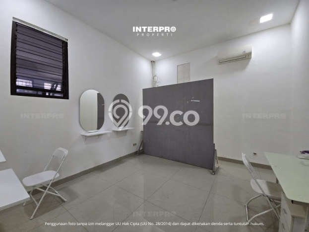Dijual Rumah Luas Megah Dengan View Eksklusif di Duri Kepa, Jakarta Barat Dijual Rumah Luas Megah Dengan View Eksklusif di Duri Kepa, Jakarta Barat