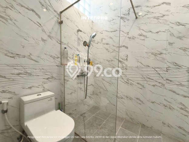 Ready to Use! Luxury House LT 150m2 Desain Elegan di Green Ville Ready to Use! Luxury House LT 150m2 Desain Elegan di Green Ville