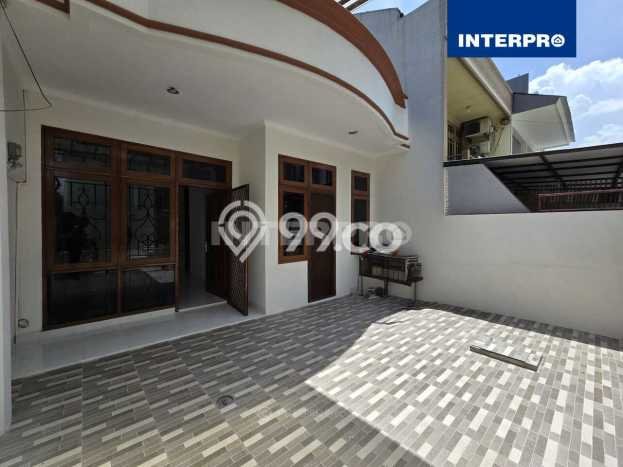 Rumah Luas Asri 3 KT Siap Huni di Taman Ratu Jakarta Barat Rumah Luas Asri 3 KT Siap Huni di Taman Ratu Jakarta Barat