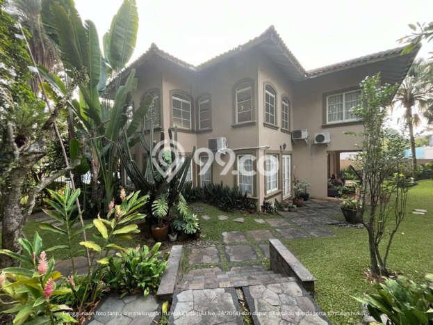Hunian Eksklusif Siap Huni LT 867m2 di Karawaci, Tangerang Hunian Eksklusif Siap Huni LT 867m2 di Karawaci, Tangerang