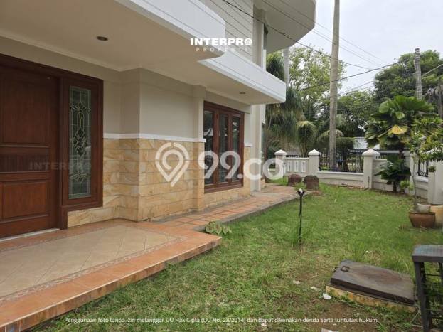 Rumah Luxury Modern Tanpa Renovasi di Puri Indah Jakarta Barat Rumah Luxury Modern Tanpa Renovasi di Puri Indah Jakarta Barat