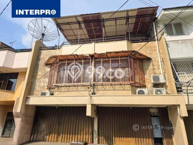 Ruko Dijual di Prime Area Jakarta Barat Luas 320m2 Ruko Dijual di Prime Area Jakarta Barat Luas 320m2