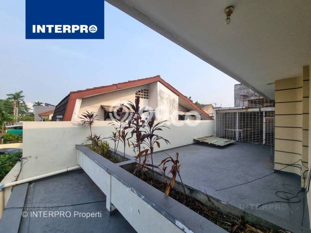 Rumah Luxury Modern Siap Huni di Kedoya Baru Jakarta Barat Rumah Luxury Modern Siap Huni di Kedoya Baru Jakarta Barat