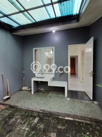 Ready to Use! Luxury House LT 105m2 Desain Modern di BSD The Icon Ready to Use! Luxury House LT 105m2 Desain Modern di BSD The Icon