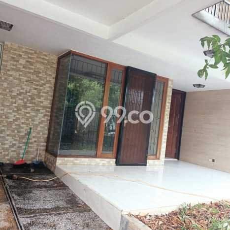 Ready to Use! Premium House LT 180m2 Desain Modern di Cibubur Ready to Use! Premium House LT 180m2 Desain Modern di Cibubur