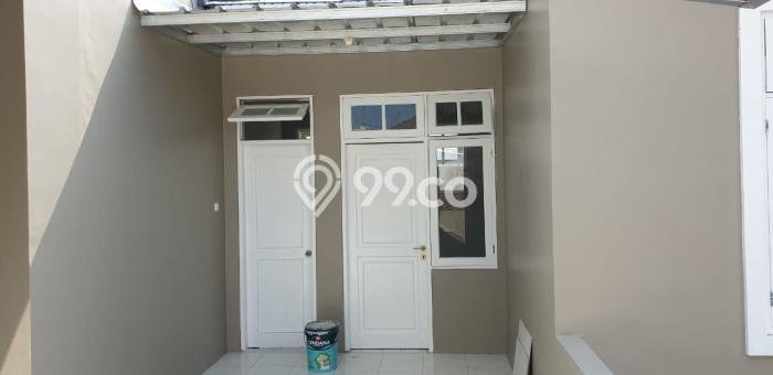 Rumah Modern 3 Kamar LT 200m2 di Cibubur Rumah Modern 3 Kamar LT 200m2 di Cibubur