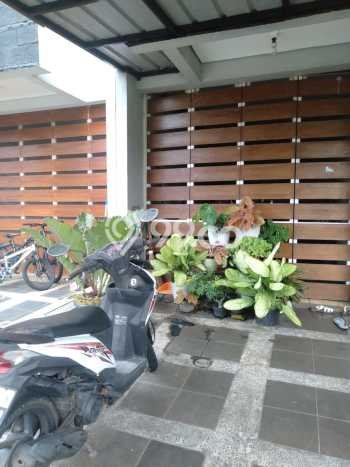 Dijual Hunian Rumah Terawat 3 KT di Cibubur, Bekasi Dijual Hunian Rumah Terawat 3 KT di Cibubur, Bekasi
