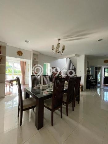 Jual Rumah Mewah Megah Dengan View Cantik di Cibubur, Jakarta Timur Jual Rumah Mewah Megah Dengan View Cantik di Cibubur, Jakarta Timur
