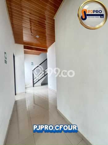 Rumah Elit Modern Tanpa Renovasi di harapan indah Bekasi Rumah Elit Modern Tanpa Renovasi di harapan indah Bekasi