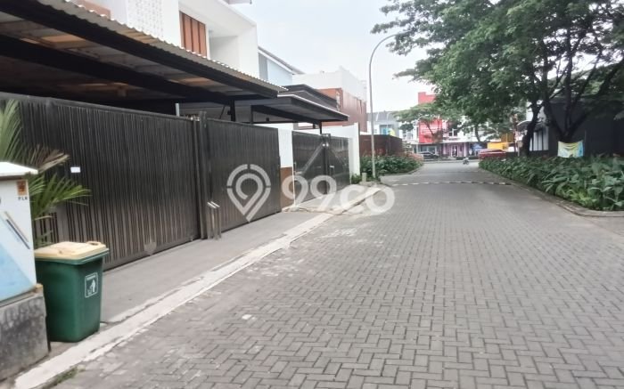 Ready to Use! Premium House LT 200m2 Desain Elegan di Metland Menteng Ready to Use! Premium House LT 200m2 Desain Elegan di Metland Menteng