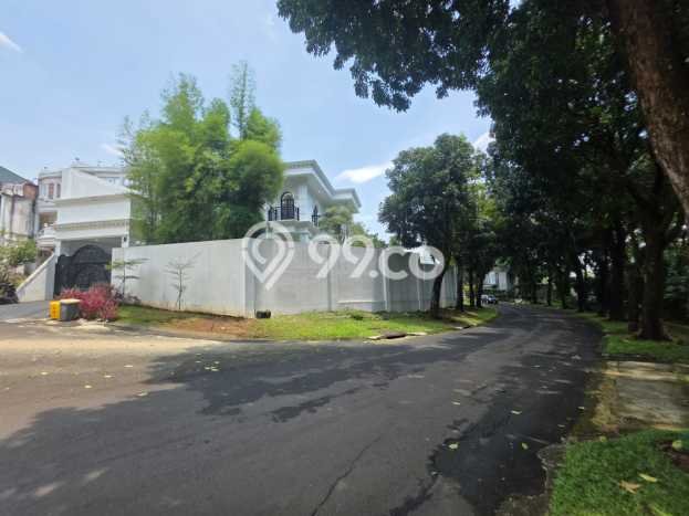Rumah Mewah LB 600m2 Siap Pakai Desain Elegan di Sentul City, Bogor Rumah Mewah LB 600m2 Siap Pakai Desain Elegan di Sentul City, Bogor