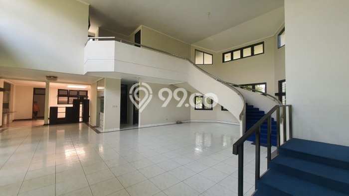 For Sale! Premium House LT 1200m2 Desain Modern di Pajajaran For Sale! Premium House LT 1200m2 Desain Modern di Pajajaran
