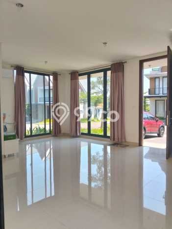 Dijual Rumah Mewah Elegan Dengan View Eksklusif di Summarecon Bogor, Bogor Dijual Rumah Mewah Elegan Dengan View Eksklusif di Summarecon Bogor, Bogor