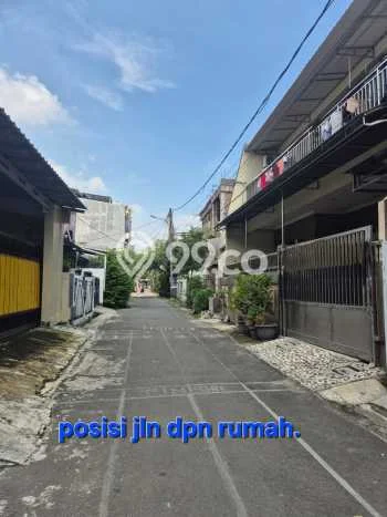 Rumah Modern 5 KT LT 150m2 di Cengkareng Barat Rumah Modern 5 KT LT 150m2 di Cengkareng Barat