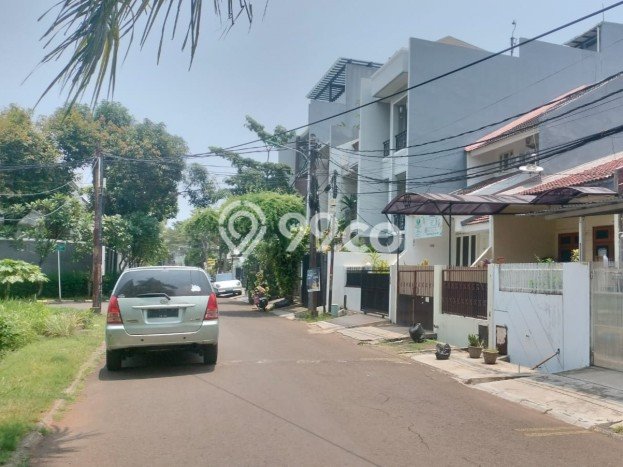 Dijual Rumah Mewah Megah Dengan View Cantik di Puri Indah, Jakarta Barat Dijual Rumah Mewah Megah Dengan View Cantik di Puri Indah, Jakarta Barat