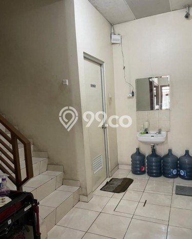 Ruko Bagus Dijual di Meruya Jakarta Barat Strategis Cocok untuk Kembangkan Bisnis Ruko Bagus Dijual di Meruya Jakarta Barat Strategis Cocok untuk Kembangkan Bisnis