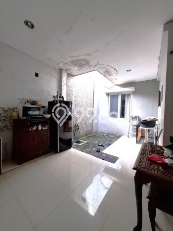 Rumah Strategis Minimalis Lb 79m2 di BSD, Tangerang Selatan Rumah Strategis Minimalis Lb 79m2 di BSD, Tangerang Selatan