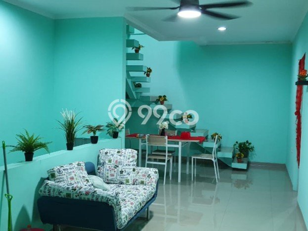 Jual Rumah Eksklusif 3 KT di Taman Surya, Jakarta Barat Jual Rumah Eksklusif 3 KT di Taman Surya, Jakarta Barat