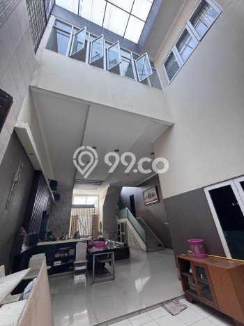 Rumah Luxury Modern Tanpa Renovasi di Kalideres Jakarta Barat Rumah Luxury Modern Tanpa Renovasi di Kalideres Jakarta Barat