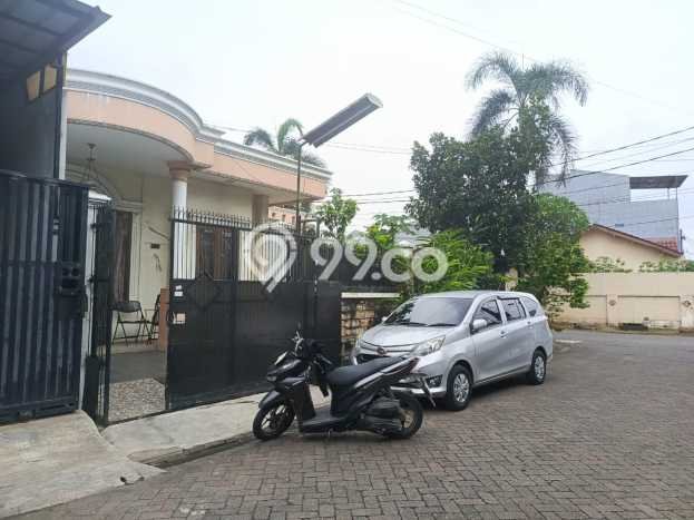 Dijual Hunian Rumah Terawat 4 Kamar di Duta Garden, Tangerang Dijual Hunian Rumah Terawat 4 Kamar di Duta Garden, Tangerang