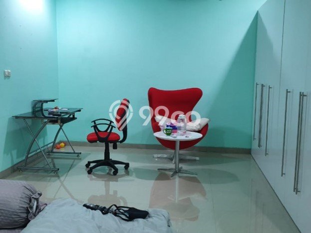 Jual Rumah Eksklusif 3 KT di Taman Surya, Jakarta Barat Jual Rumah Eksklusif 3 KT di Taman Surya, Jakarta Barat