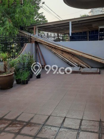 Dijual Rumah Modern 3 KT di Taman Palem, Jakarta Barat Dijual Rumah Modern 3 KT di Taman Palem, Jakarta Barat